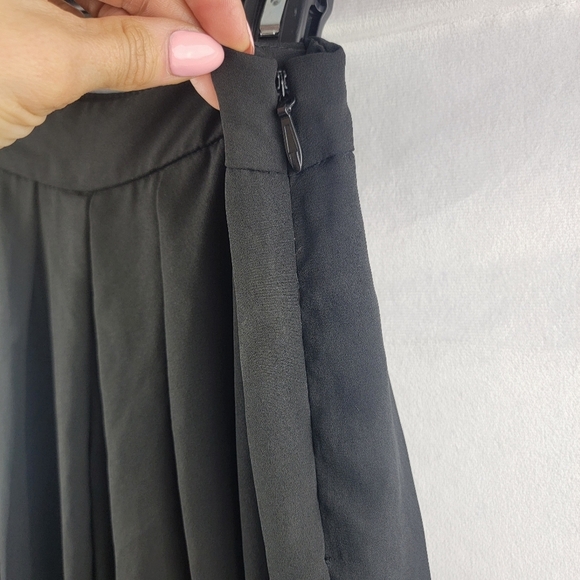 NWOT JLUXLABEL Clara wideleg pleated trousers in black Size small - Picture 7 of 9